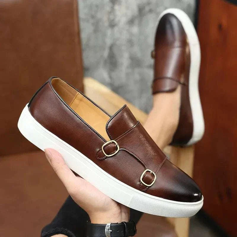 MOCASINES CON DOBLE HEBILLA - segunda vista